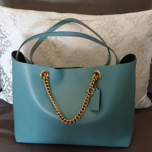 Coach 78218 signature chain tote